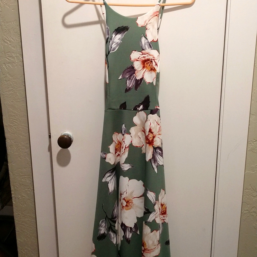Women's dress